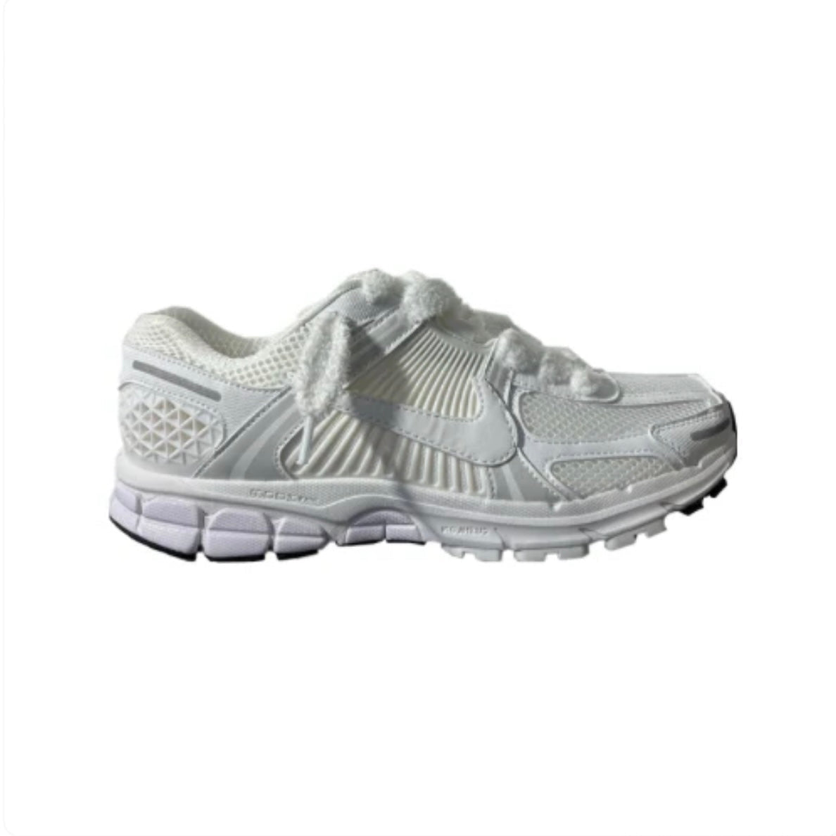 Nike Vomero 5 White